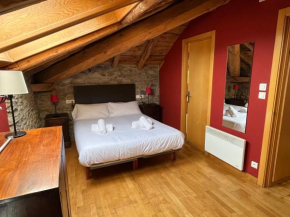 Casa de poble acollidora,amb llar de foc, Bourg-Madame